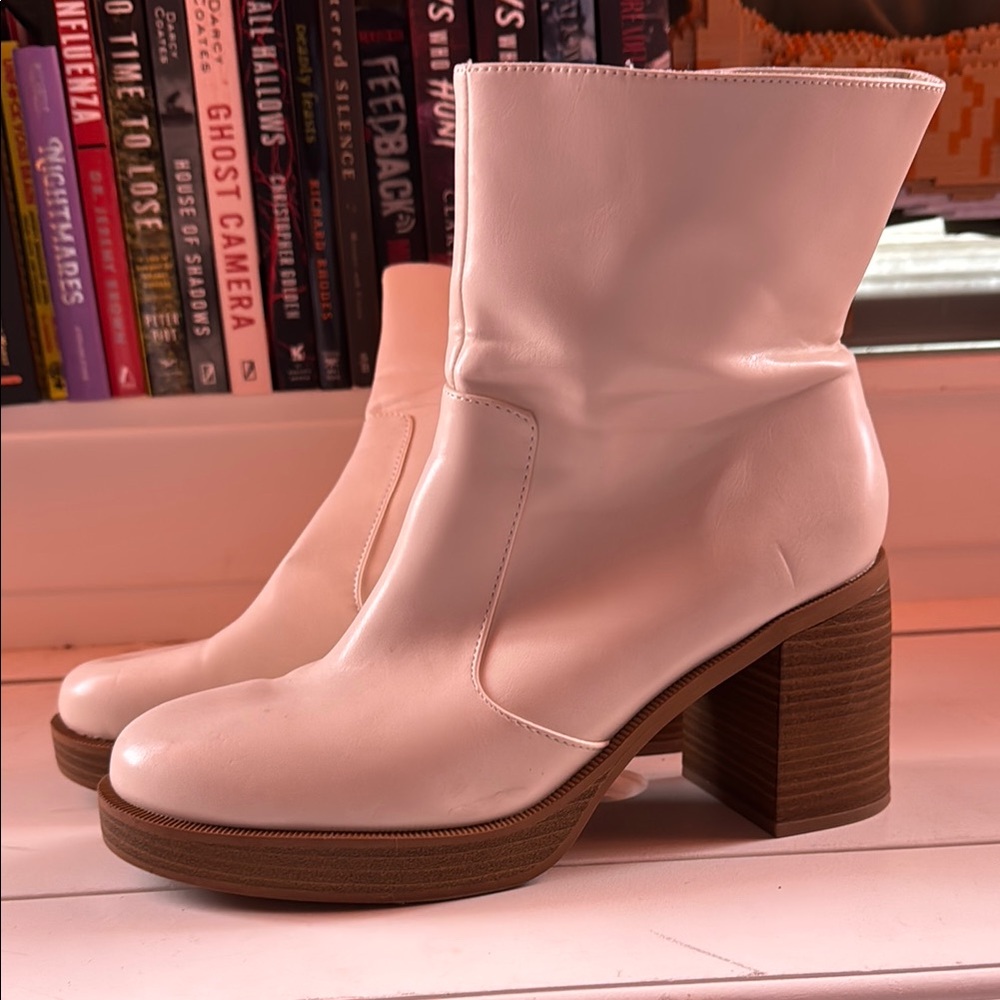 Women's White Leather Wedge Heel Ankle Boots